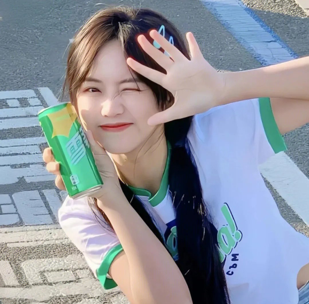 女警